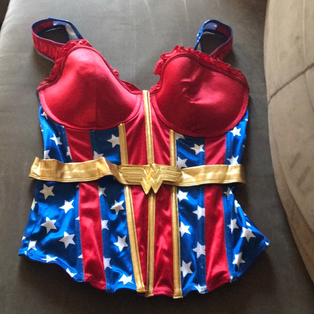 Halloween Wonder Woman costume